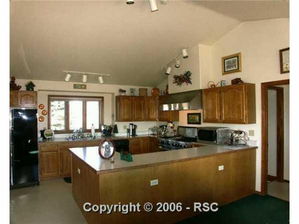 355 Struthers Loop Colorado Springs, CO 80921 - Photo 4 of 8 Gallery Image 4