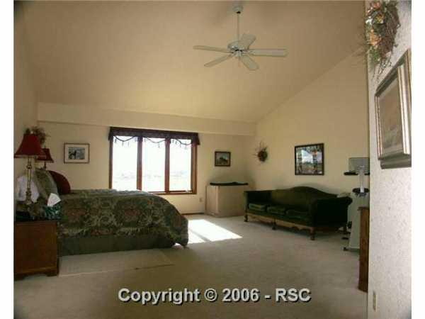 355 Struthers Loop Colorado Springs, CO 80921 - Photo 6 of 8 Gallery Image 6