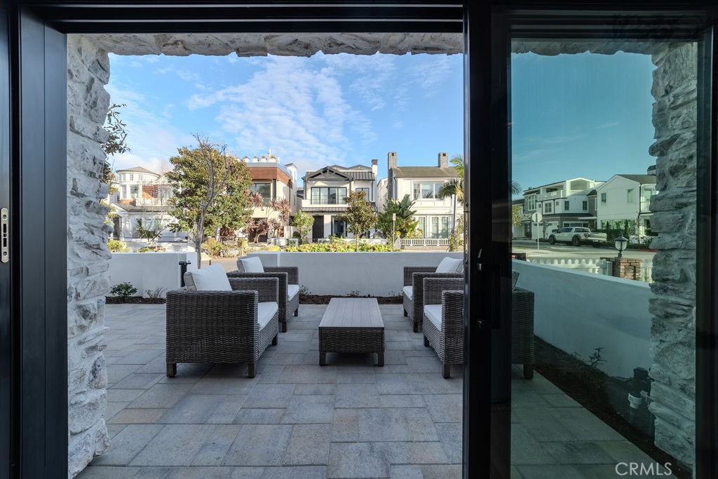 603 Acacia Avenue, Unit A Corona del Mar, CA 92625 - Photo 25 of 53