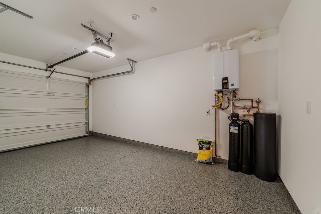 603 Acacia Avenue, Unit A Corona del Mar, CA 92625 - Photo 50 of 53 a view of a room with gym equipment