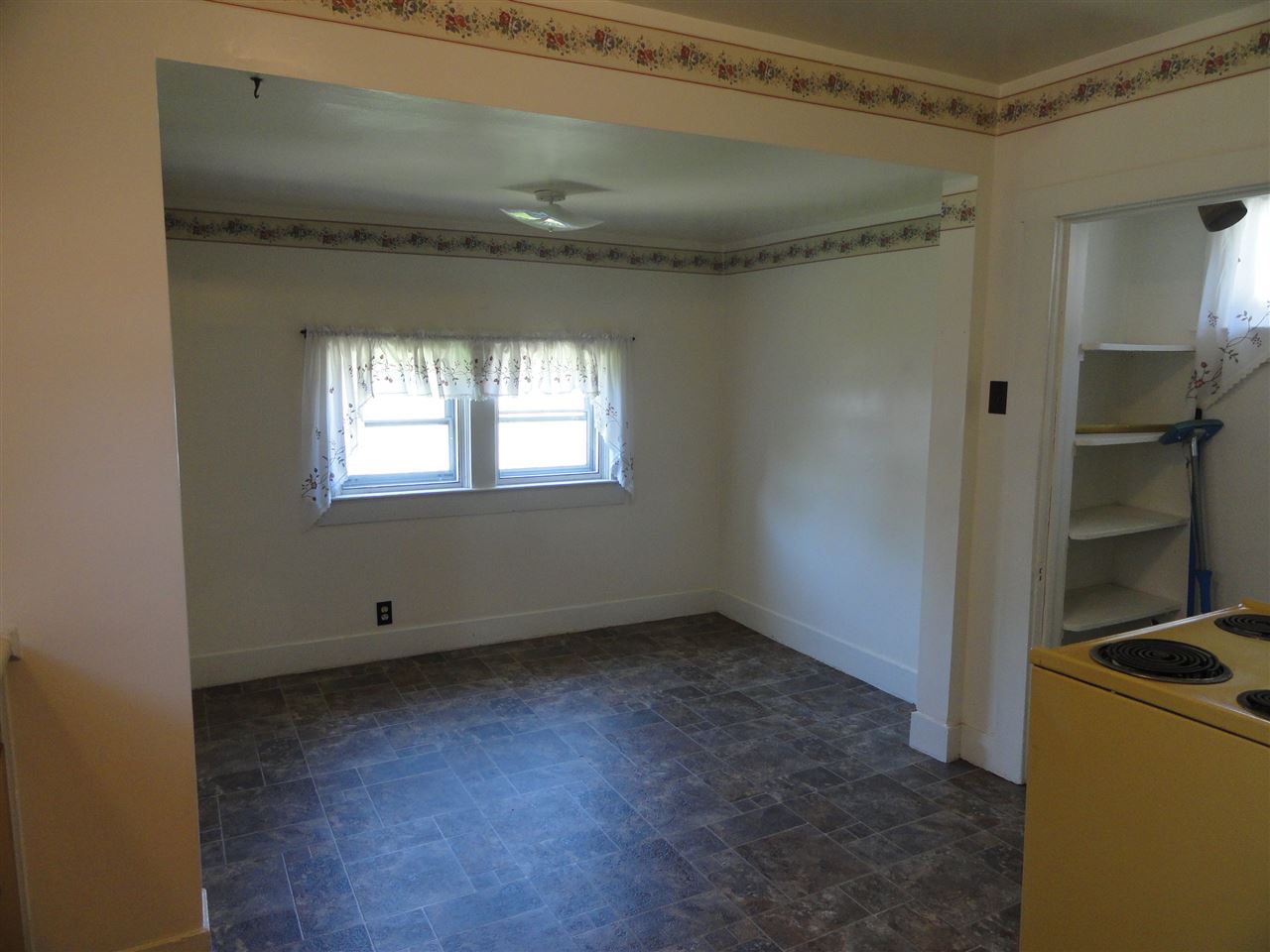 704 High Street Decatur, IN 46733 - Photo 8 of 19