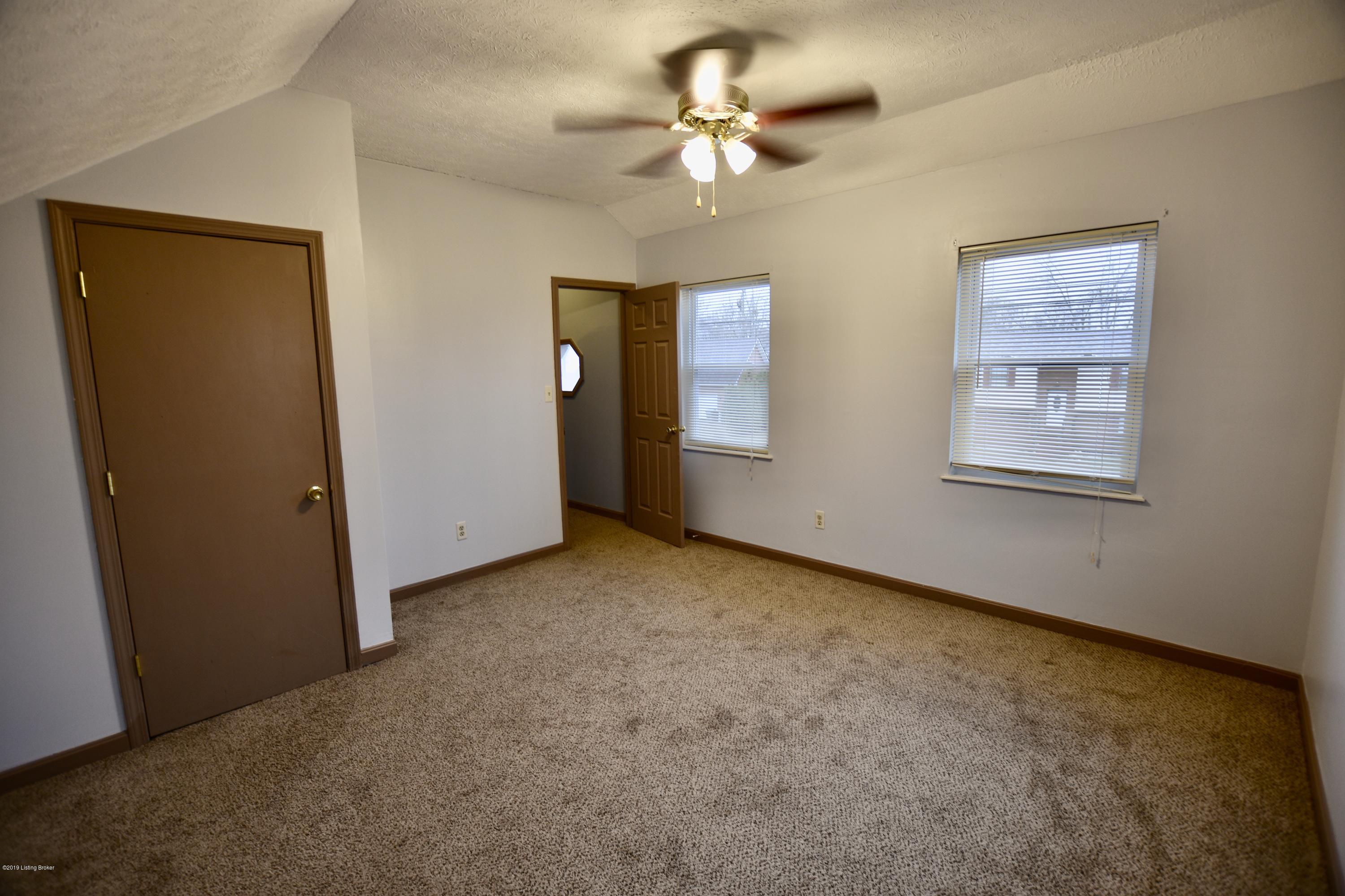 2644 Lake Road North, Unit N Radcliff, KY 40160 - Photo 19 of 32 9DF57CAB-3875-4ACE-A98A-D6A6A42BDA4D_1_2