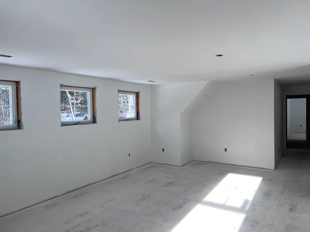 $874,900 | 105 Seaverns Bridge Road, Merrimack, NH 03054