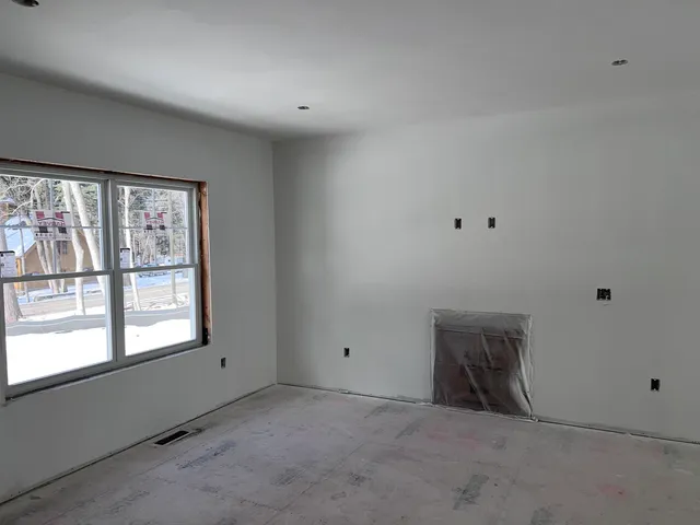 $874,900 | 105 Seaverns Bridge Road, Merrimack, NH 03054