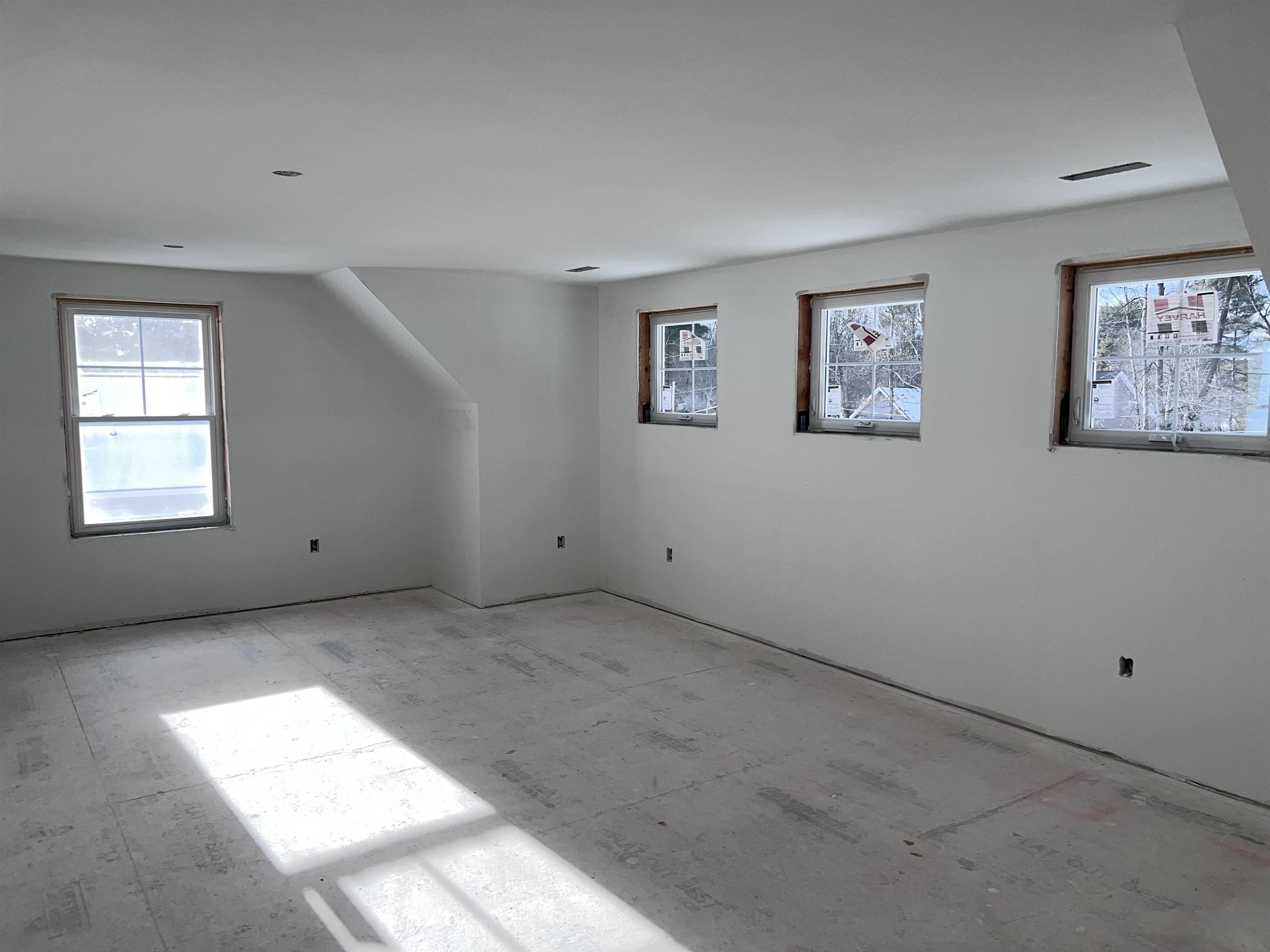 105 Seaverns Bridge Road Merrimack, NH 03054 - Photo 27 of 53