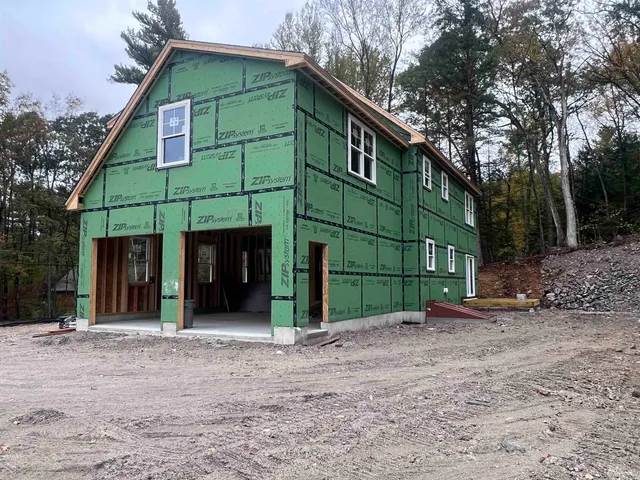 $874,900 | 105 Seaverns Bridge Road, Merrimack, NH 03054