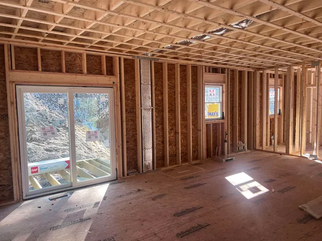 $874,900 | 105 Seaverns Bridge Road, Merrimack, NH 03054