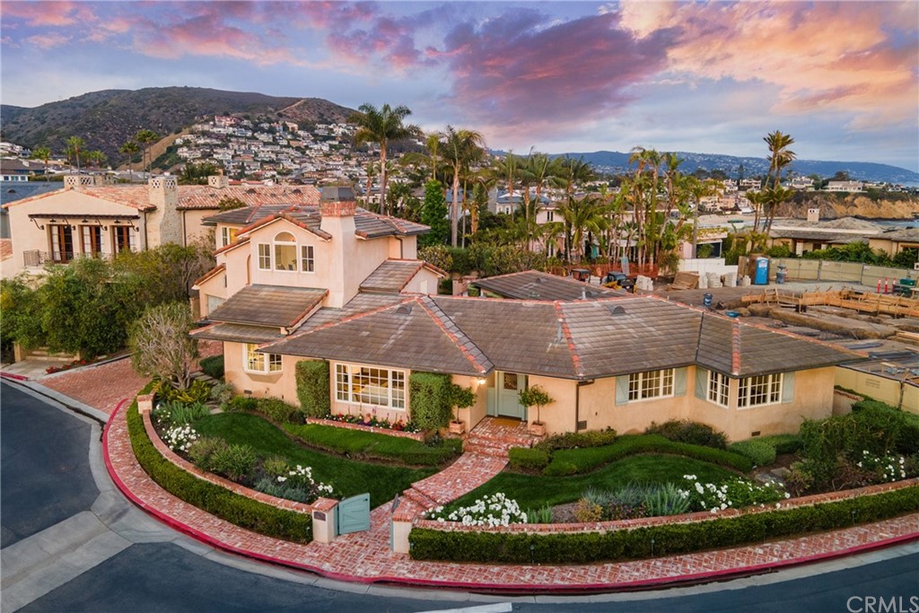 138 Emerald Bay Laguna Beach, CA 92651 - Photo 3 of 75