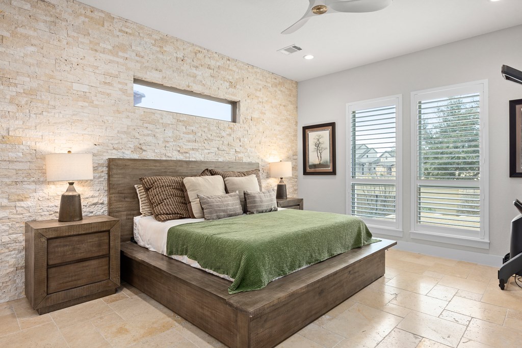 2040 Toscano Way Kerrville, TX 78028 - Photo 11 of 28