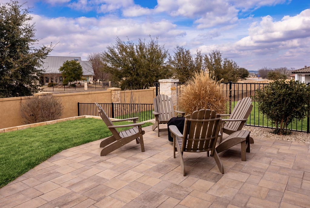 2040 Toscano Way Kerrville, TX 78028 - Photo 21 of 28