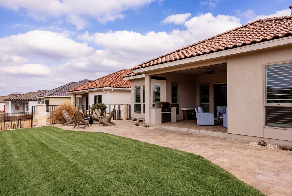 2040 Toscano Way Kerrville, TX 78028 - Photo 24 of 28