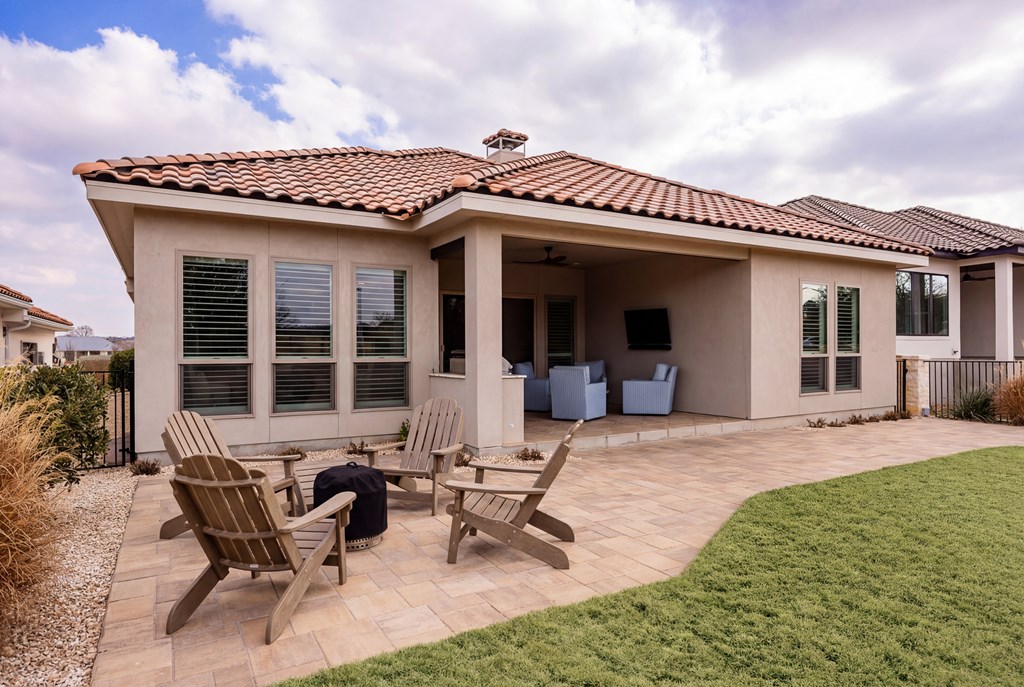 2040 Toscano Way Kerrville, TX 78028 - Photo 25 of 28