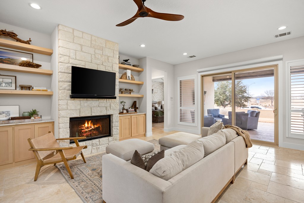 2040 Toscano Way Kerrville, TX 78028 - Photo 10 of 28