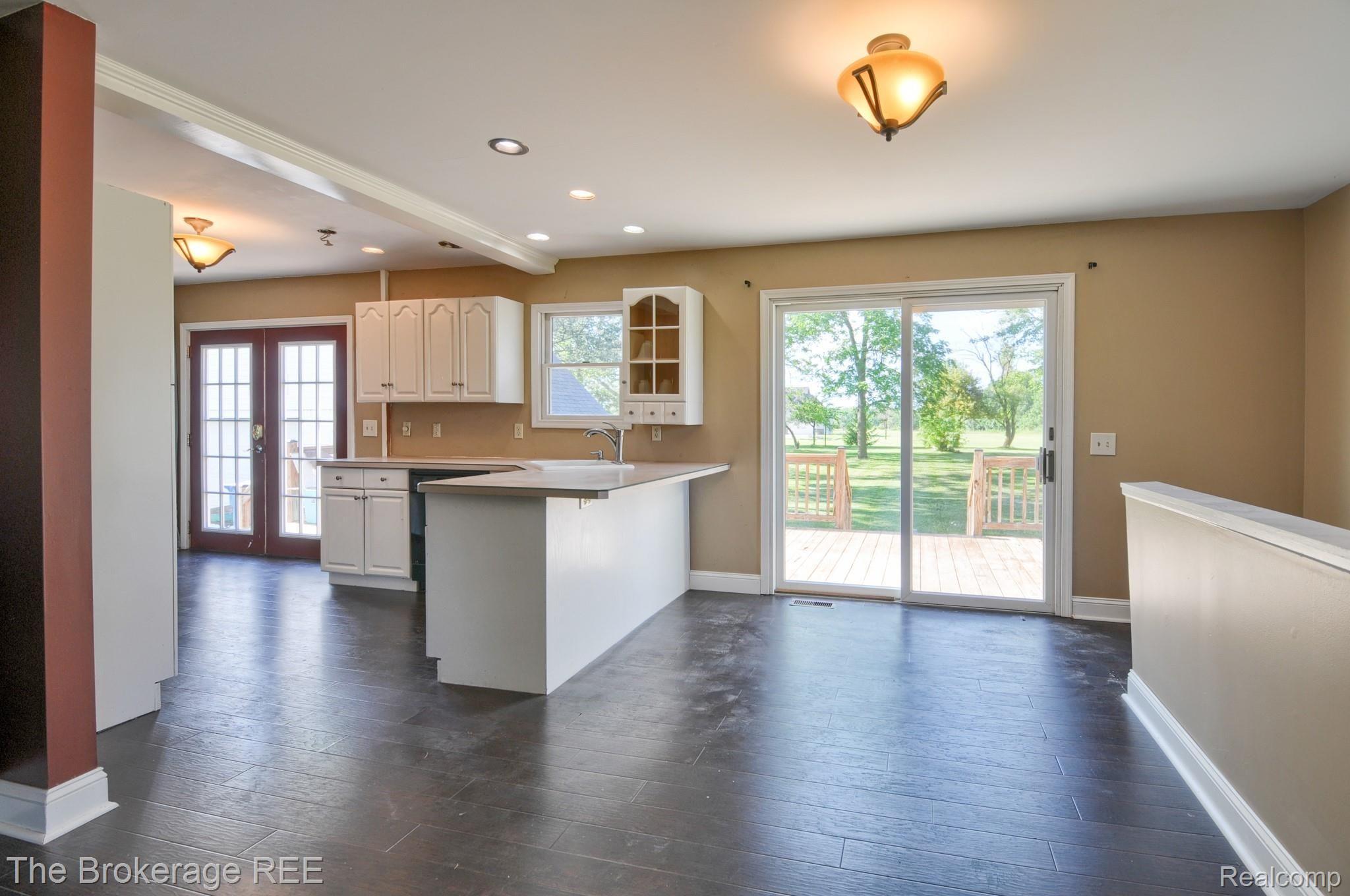 12250 Lennon Road Lennon, MI 48449 - Photo 12 of 34 SD3_9098-HDR(5).jpg