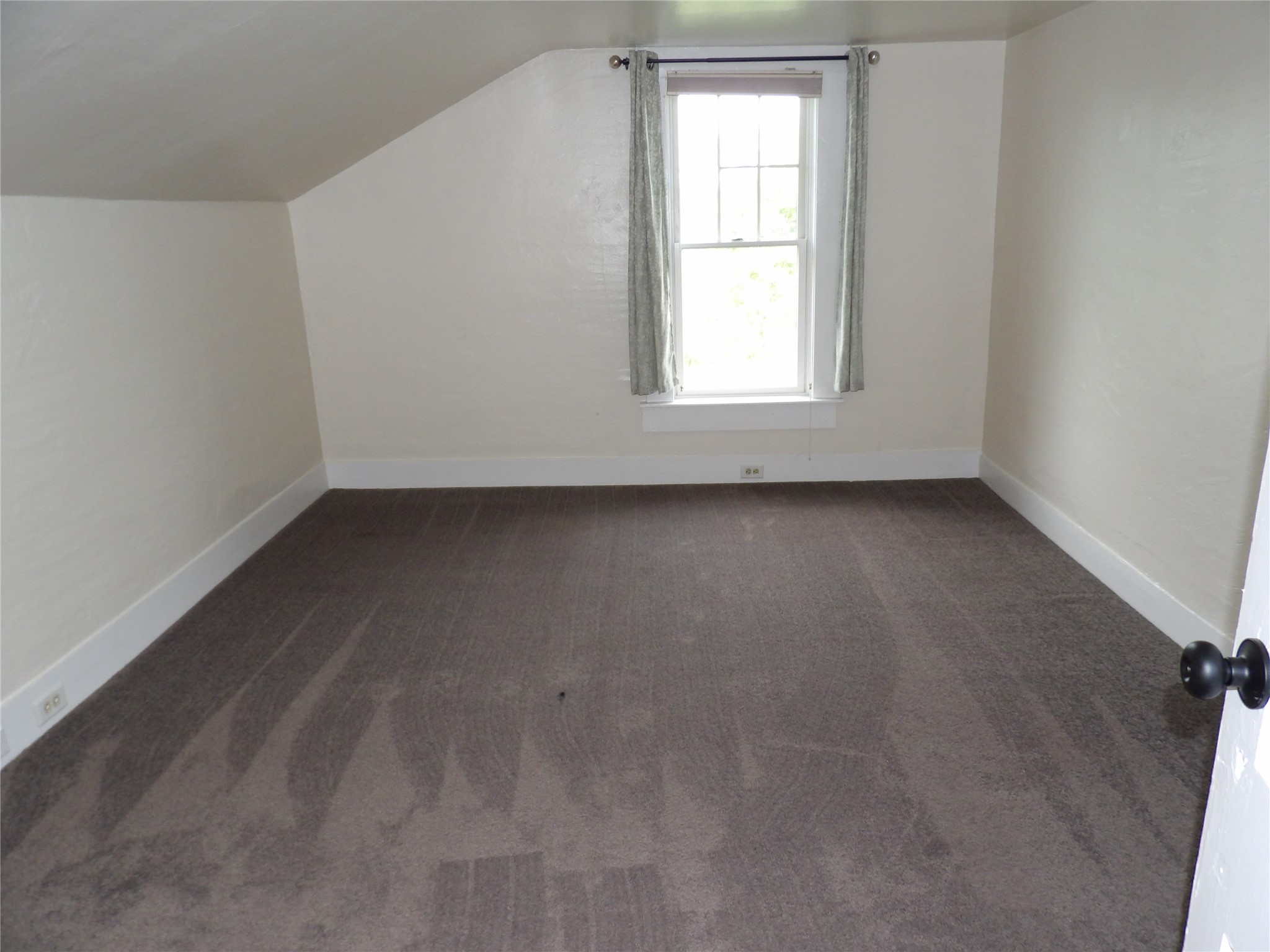 1345 Donation Road Erie, PA 16509 - Photo 35 of 47 Bedroom 4