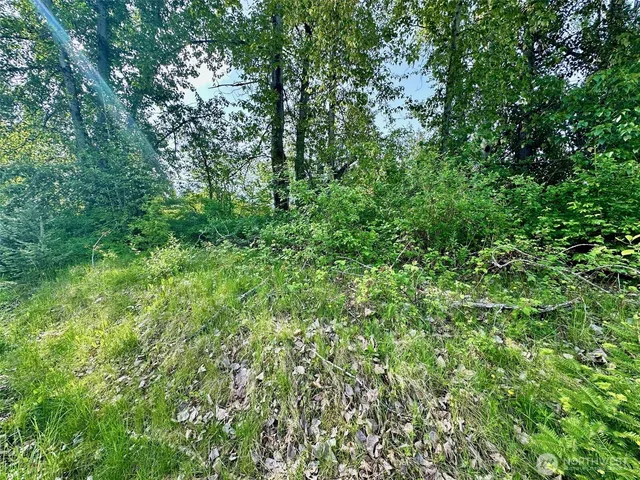 $99,900 | 3010 East Sunset Drive, Bellingham, WA 98226