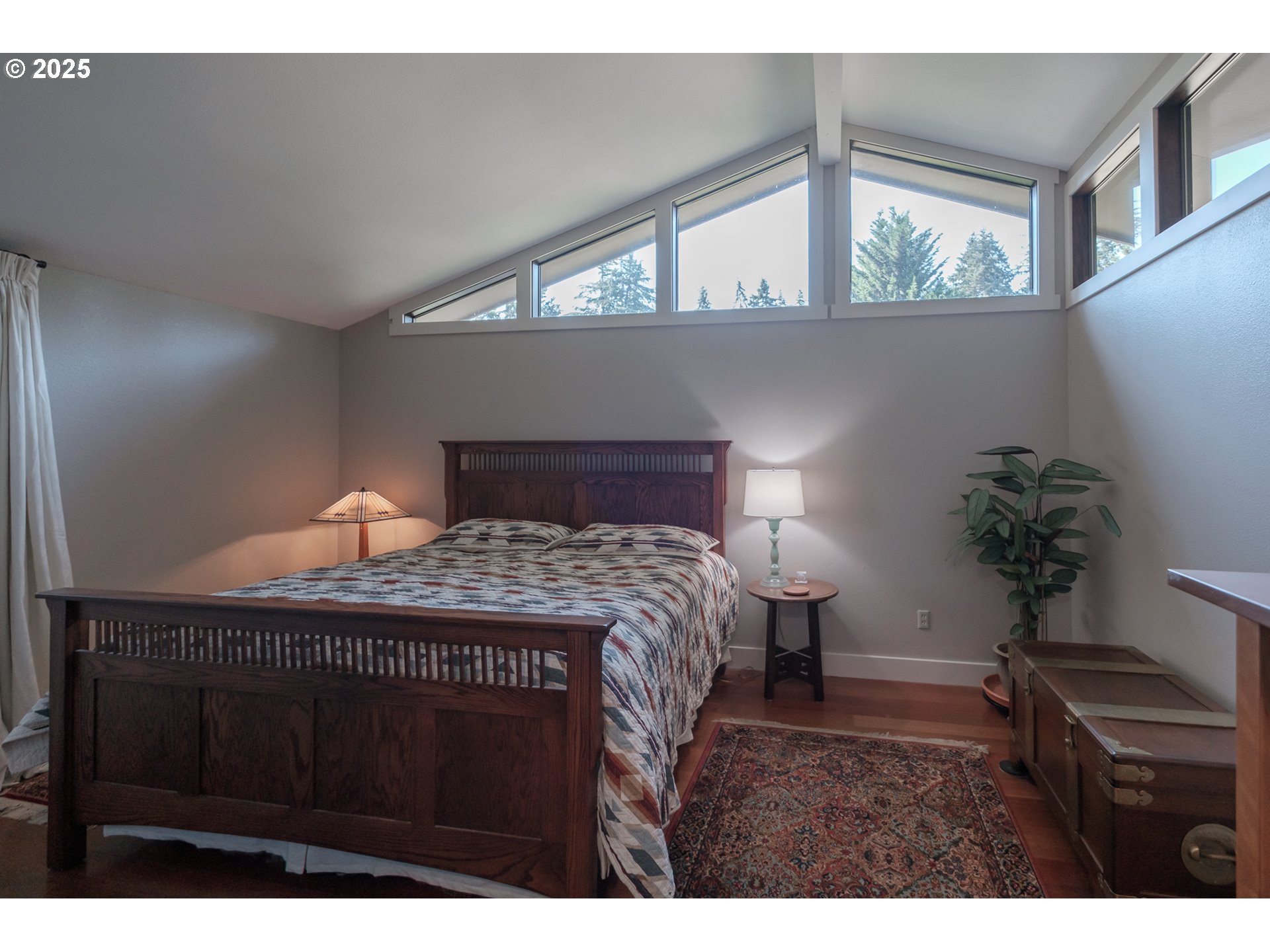 2941 Inland Drive South Salem, OR 97302 - Photo 18 of 40 Primary Bedroom