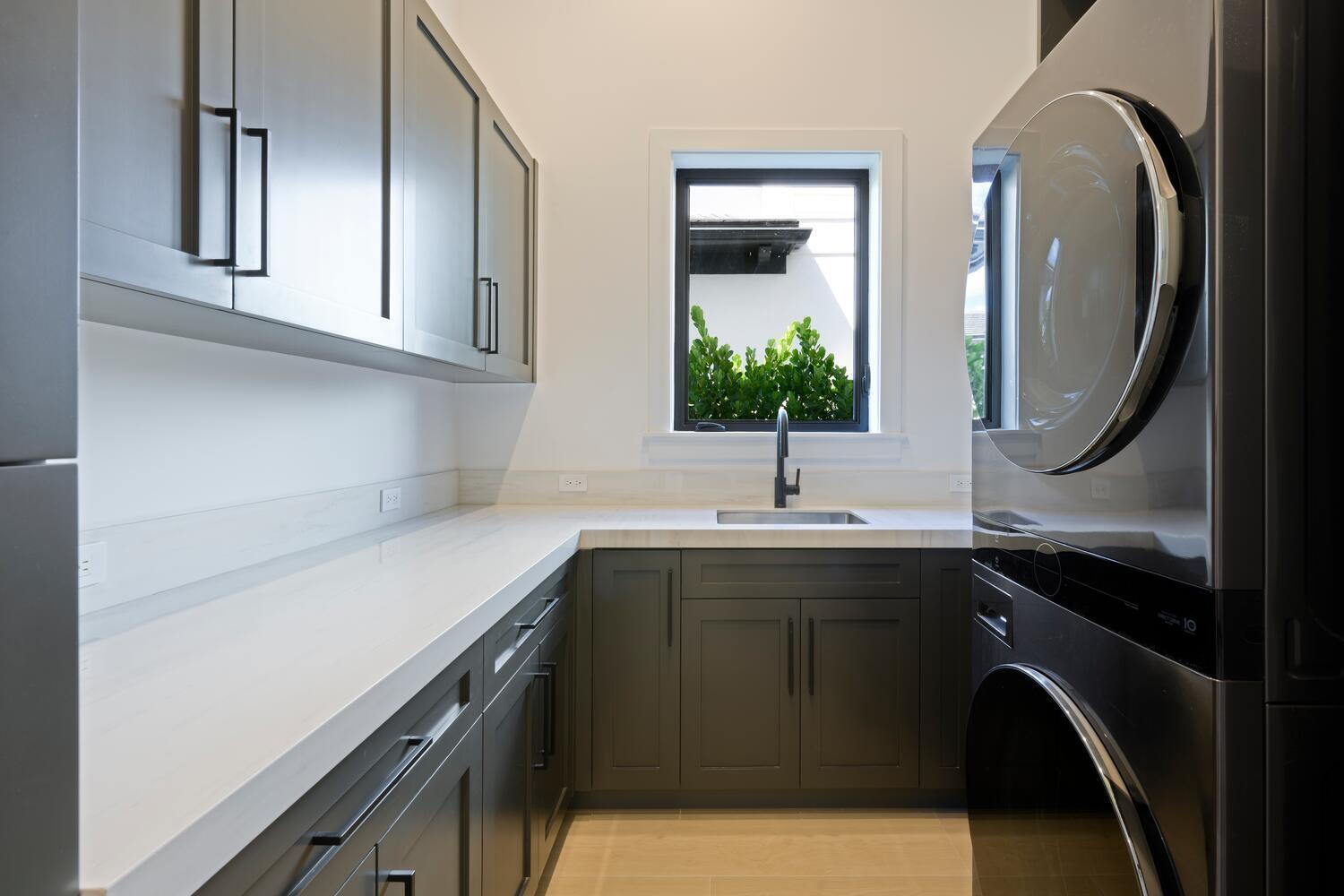 11288 West Teach Road Palm Beach Gardens, FL 33410 - Photo 24 of 88 LAUNDRY