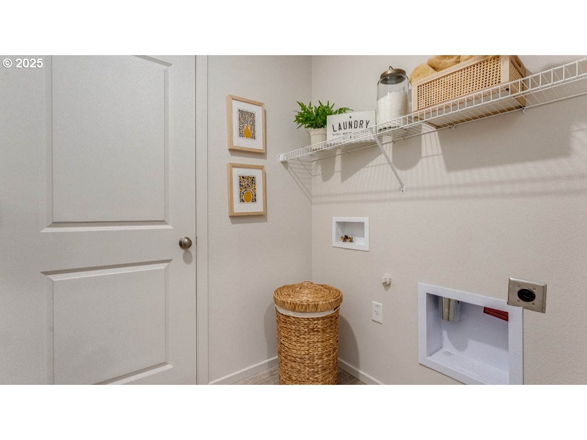 238 Greencrest Street Northeast Salem, OR 97301 - Photo 8 of 26 a black and white photo of a house