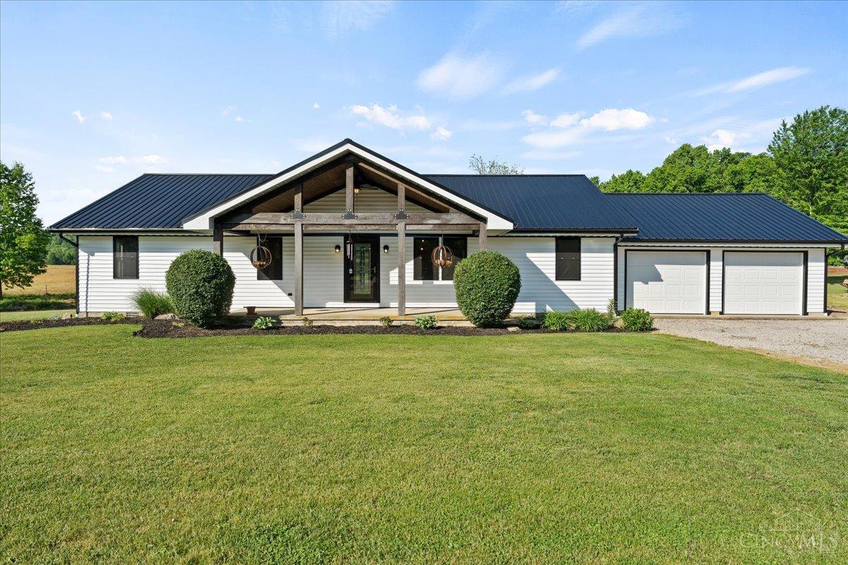 1003 Cross Road Winchester, OH 45697 - Photo 1 of 57