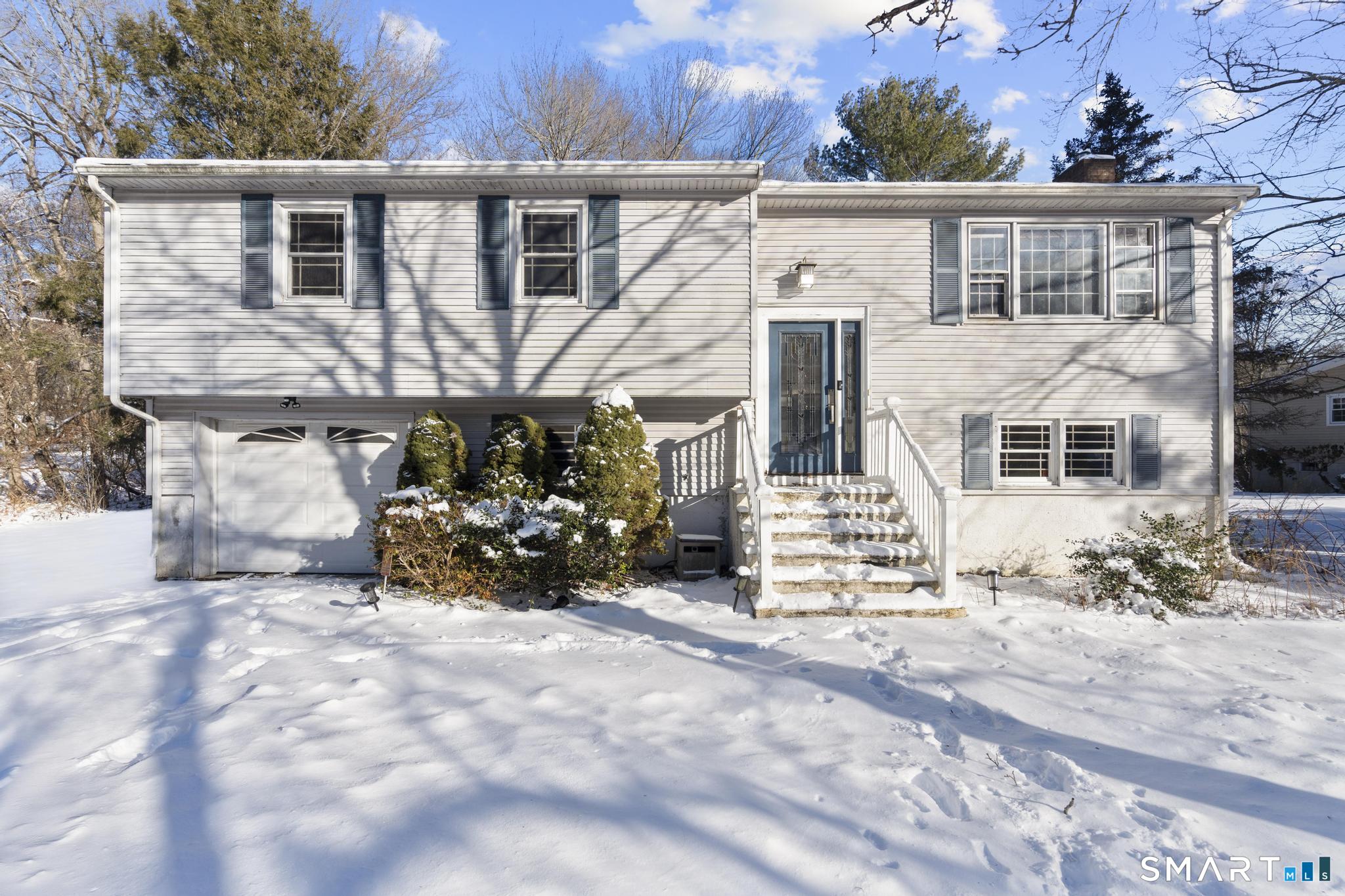 7 Partridge Hollow Road Ledyard, CT 06335 - Photo 1 of 1 Gallery Image 1