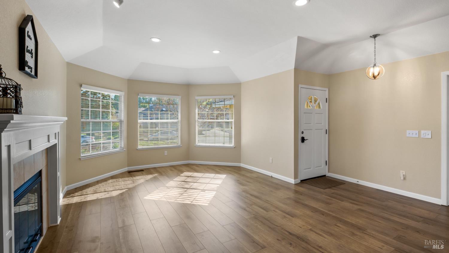 8151 Oakmont Drive Santa Rosa, CA 95409 - Photo 11 of 67