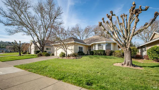 $775,000 | 8151 Oakmont Drive, Santa Rosa, CA 95409