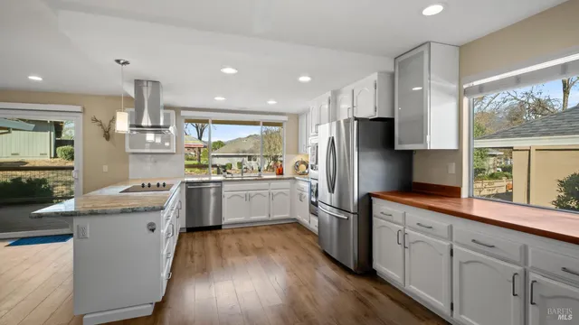 $775,000 | 8151 Oakmont Drive, Santa Rosa, CA 95409