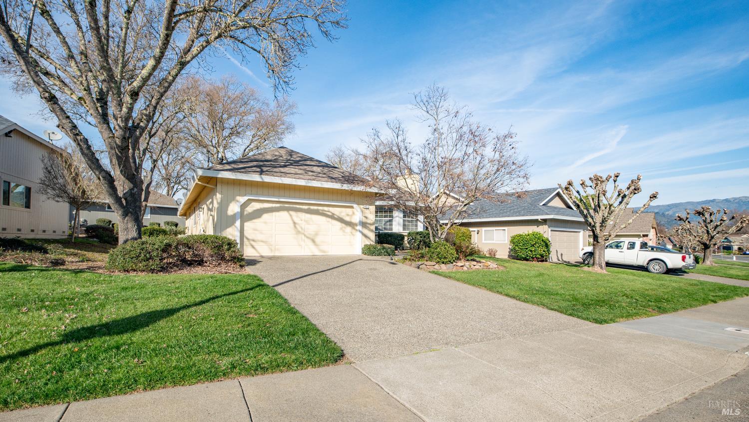 8151 Oakmont Drive Santa Rosa, CA 95409 - Photo 3 of 67