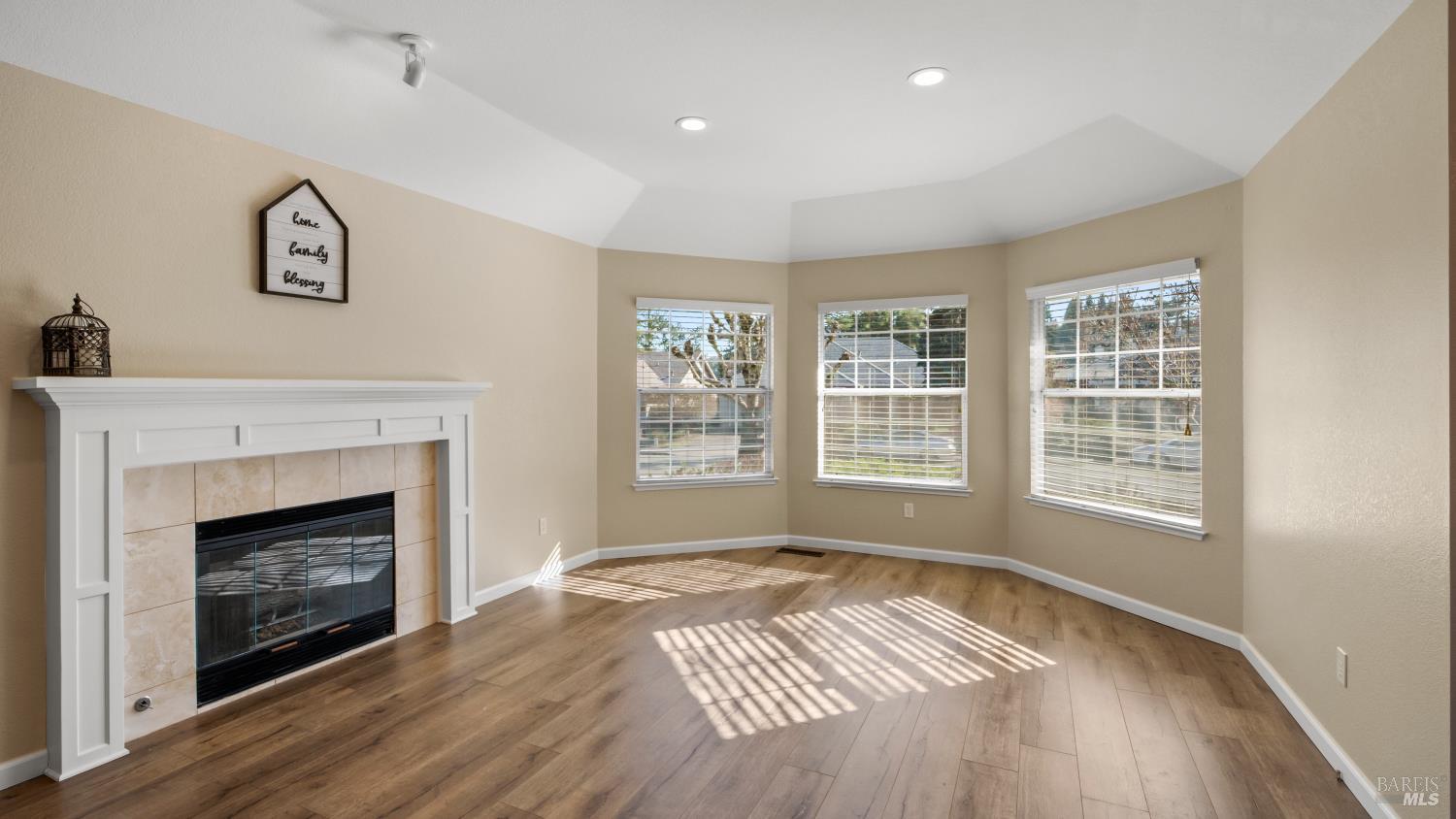 8151 Oakmont Drive Santa Rosa, CA 95409 - Photo 10 of 67 Living room with gas fireplace.