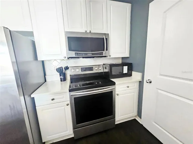 a close view of sink