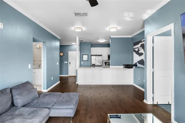 $259,000 | 4221 West Spruce Street, Unit 2317, Tampa, FL 33607