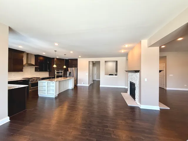 $8,500 | 3907 Nannyberry Street, Naperville, IL 60564