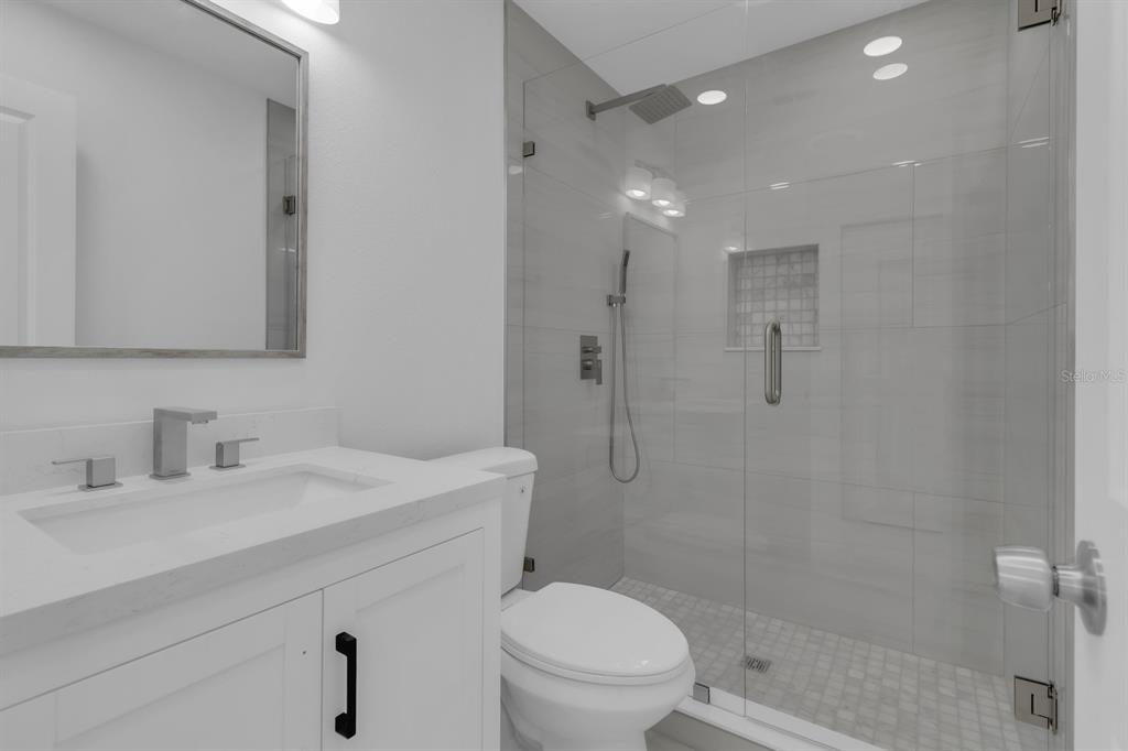 2322 Vincent Road Orlando, FL 32817 - Photo 18 of 29