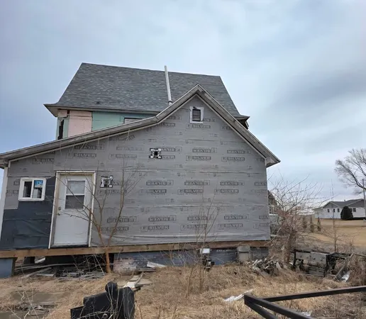 $35,000 | 504 South Peoria Street, Bradford, IL 61421