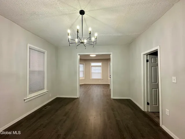 $299,900 | 421 Summit Avenue, Schenectady, NY 12307