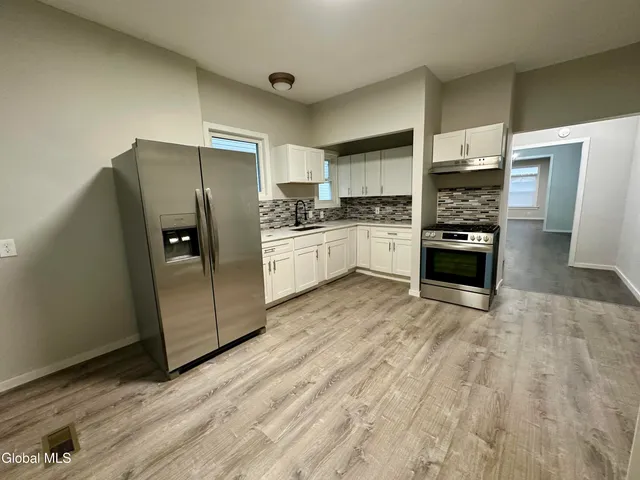 $299,900 | 421 Summit Avenue, Schenectady, NY 12307