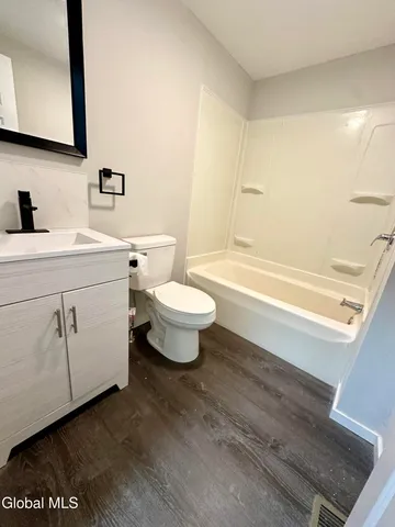 $299,900 | 421 Summit Avenue, Schenectady, NY 12307