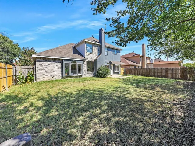 $345,000 | 3517 Clearbrook Drive, Fort Worth, TX 76123