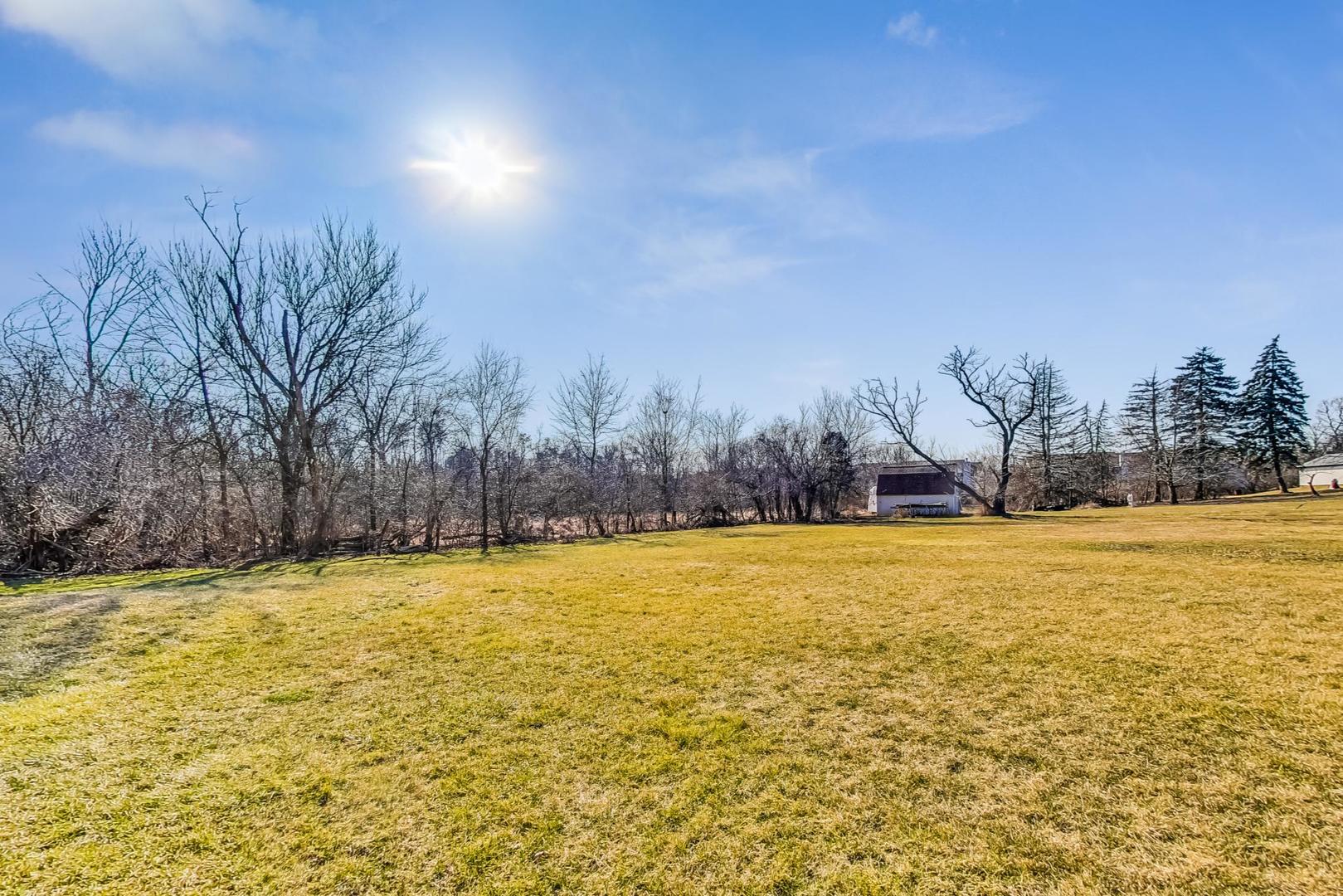 10S462 Ruth Drive Lemont, IL 60439 - Photo 21 of 24 a view of an ocean view