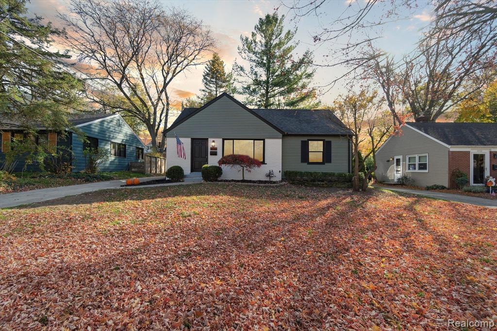 1636 Cherokee Road Ann Arbor, MI 48104 - Photo 1 of 53