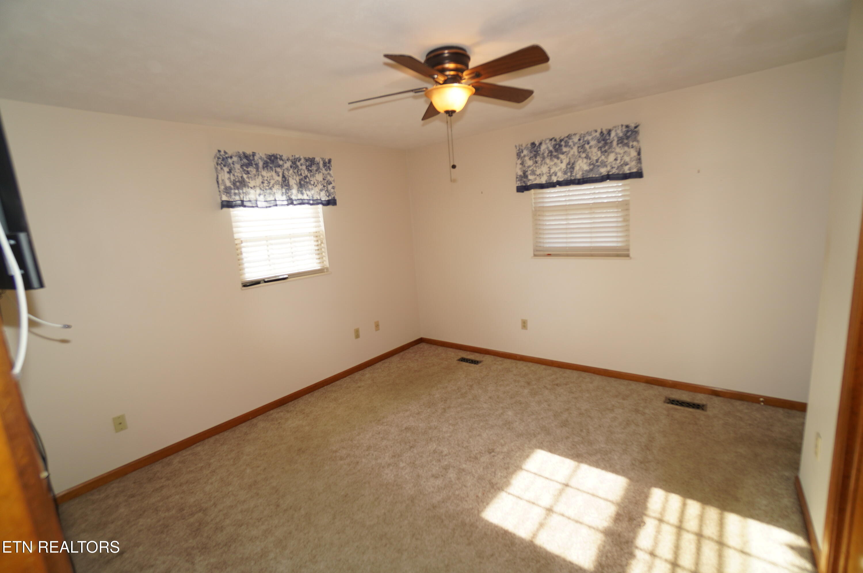 483 Shaver Drive Talbott, TN 37877 - Photo 20 of 35 483 shaver - bates (22)