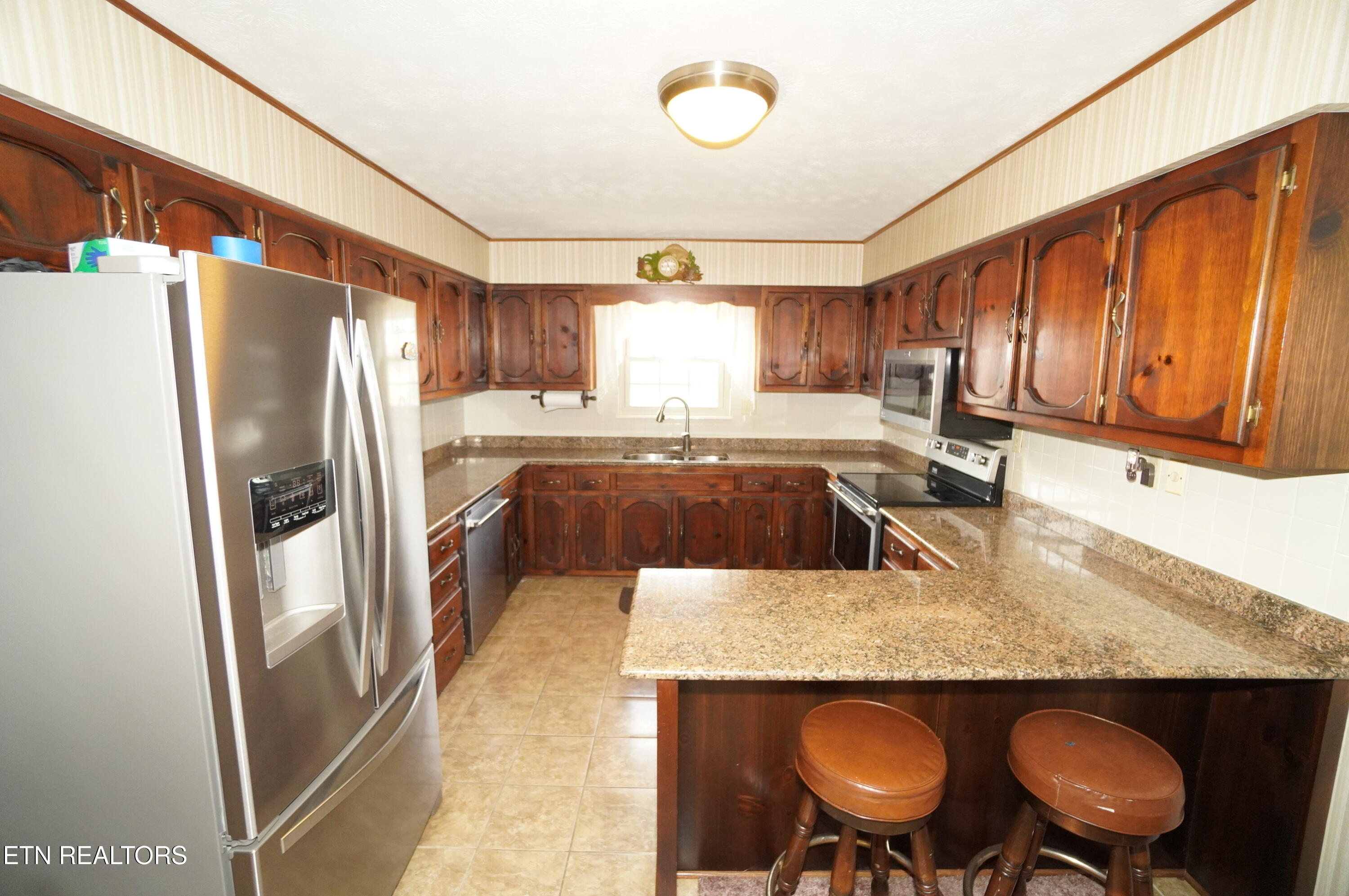 483 Shaver Drive Talbott, TN 37877 - Photo 5 of 35 483 shaver - bates (26)