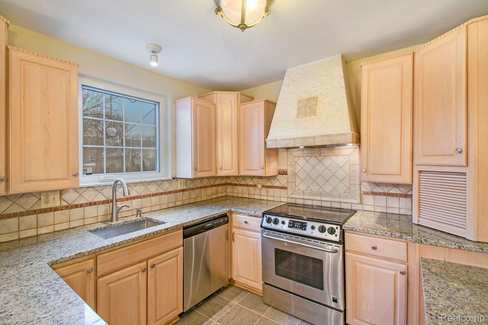 1362 Harvard Road Grosse Pointe, MI 48230 - Photo 2 of 30 1362 Harvard- 1.13