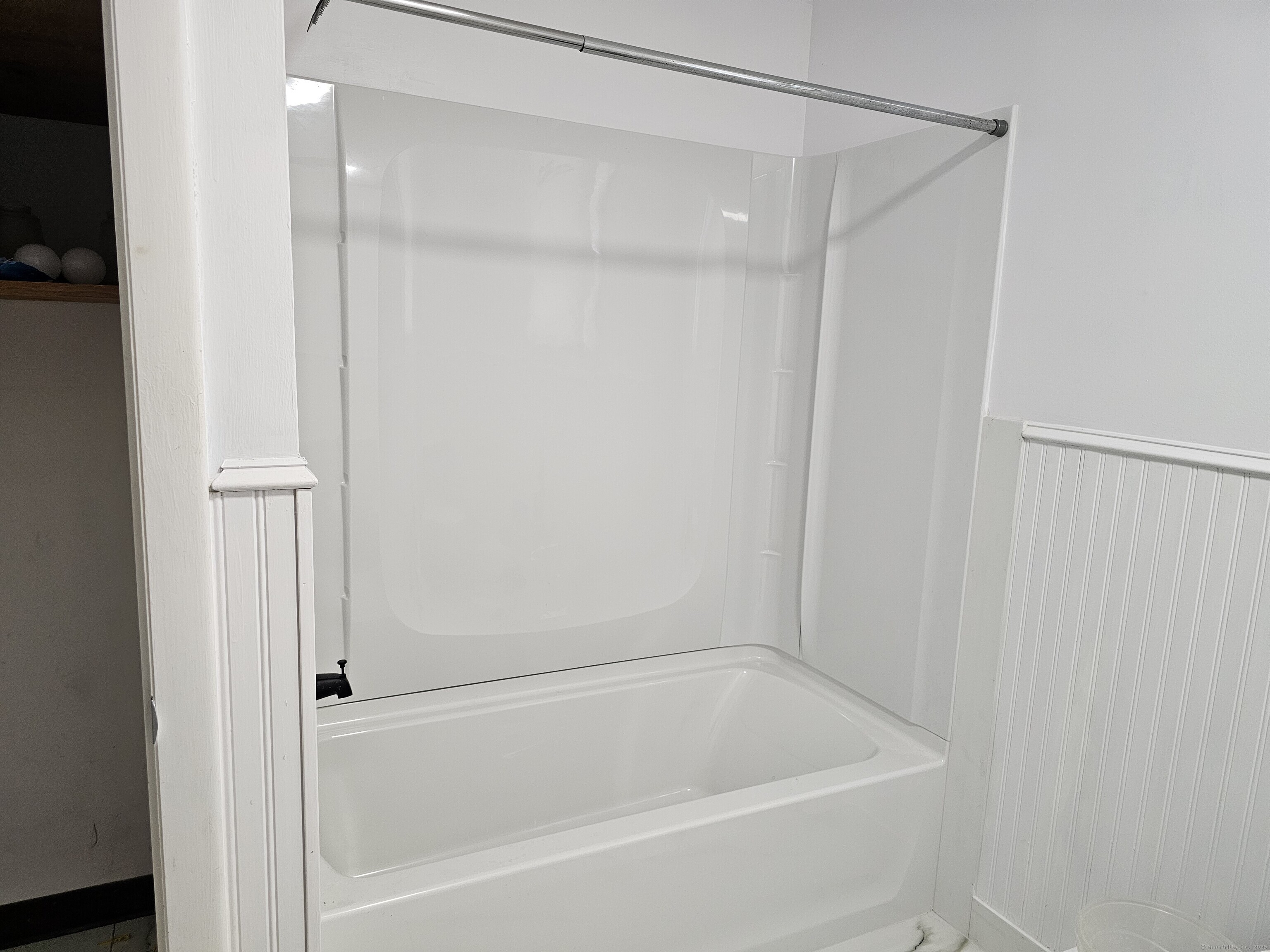 222 Crest Street Waterbury, CT 06708 - Photo 13 of 15 a bathroom with a bathtub