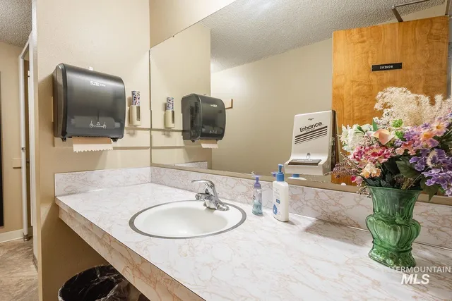 $1,900,000 | 408 North Garden Street, Boise, ID 83706