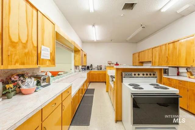 $1,900,000 | 408 North Garden Street, Boise, ID 83706