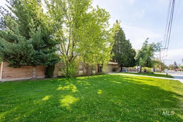 $1,900,000 | 408 North Garden Street, Boise, ID 83706