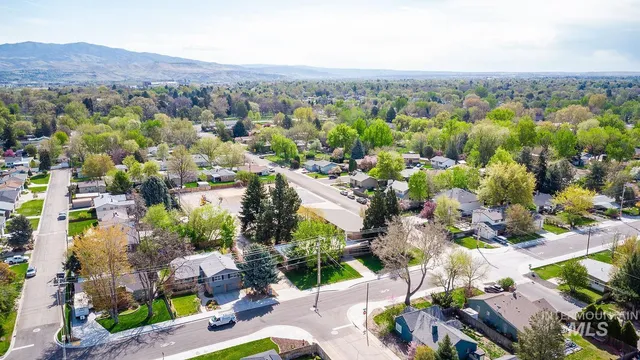 $1,900,000 | 408 North Garden Street, Boise, ID 83706
