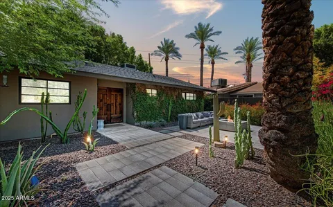 $2,295,000 | 4721 East Calle Redonda, Phoenix, AZ 85018